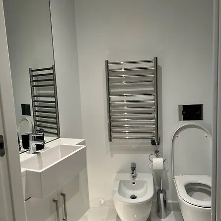 In Shared House In Downtown Privat bolig